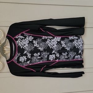 Long sleeve rash guard, swim top.